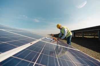 Engineer In The Solar Energy Field