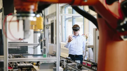 Digital twins with augmented reality headset